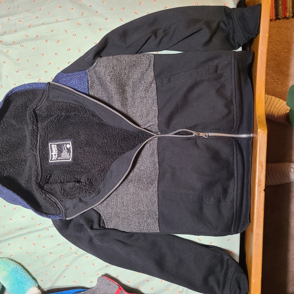 Urban Pipeline Black Fleece Jacket And 2 Sweatpants